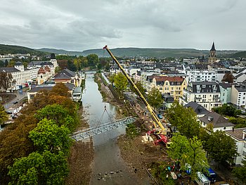Einhub der Brücke am 2. Oktober 2022